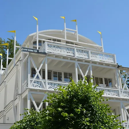 Johanna In - Penthouse 