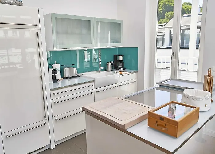 Johanna In - Penthouse 