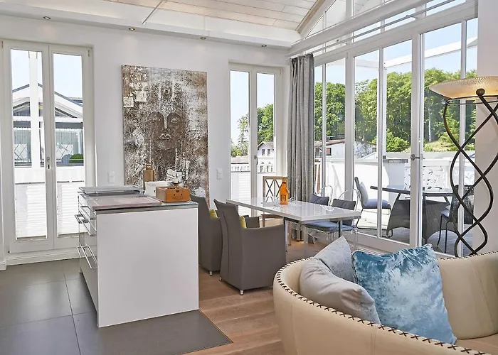 Johanna In - Penthouse 