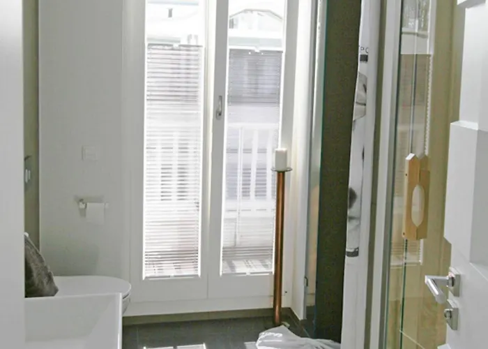 Johanna In - Penthouse 